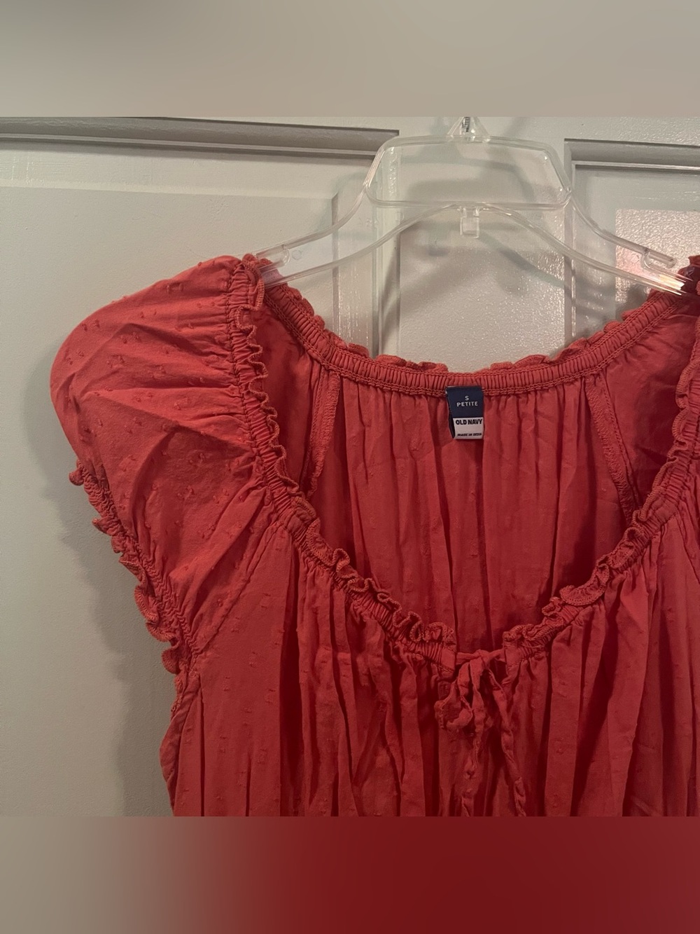 Old Navy Petite Coral Maxi Dress with Smocked Waist & Puff Sleeves - Picture 9 of 16